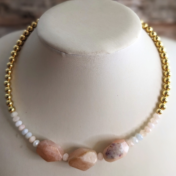 Natural Large Morganite Nugget & Beads With Gold Beads In Choker/Necklace - Picture 6 of 11